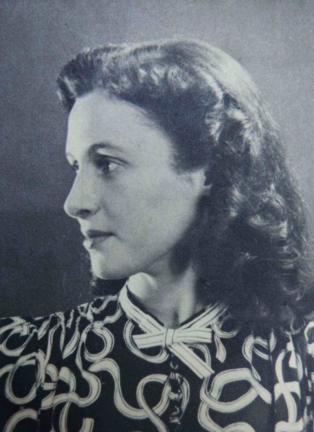 Elizabeth ‘Betty’ Teillet in her late teens. She was born in Ceylon and was sent to boarding school in England.