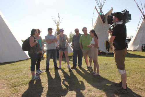 THE CANADIAN PRESS/APTN
Participants in the new APTN show 