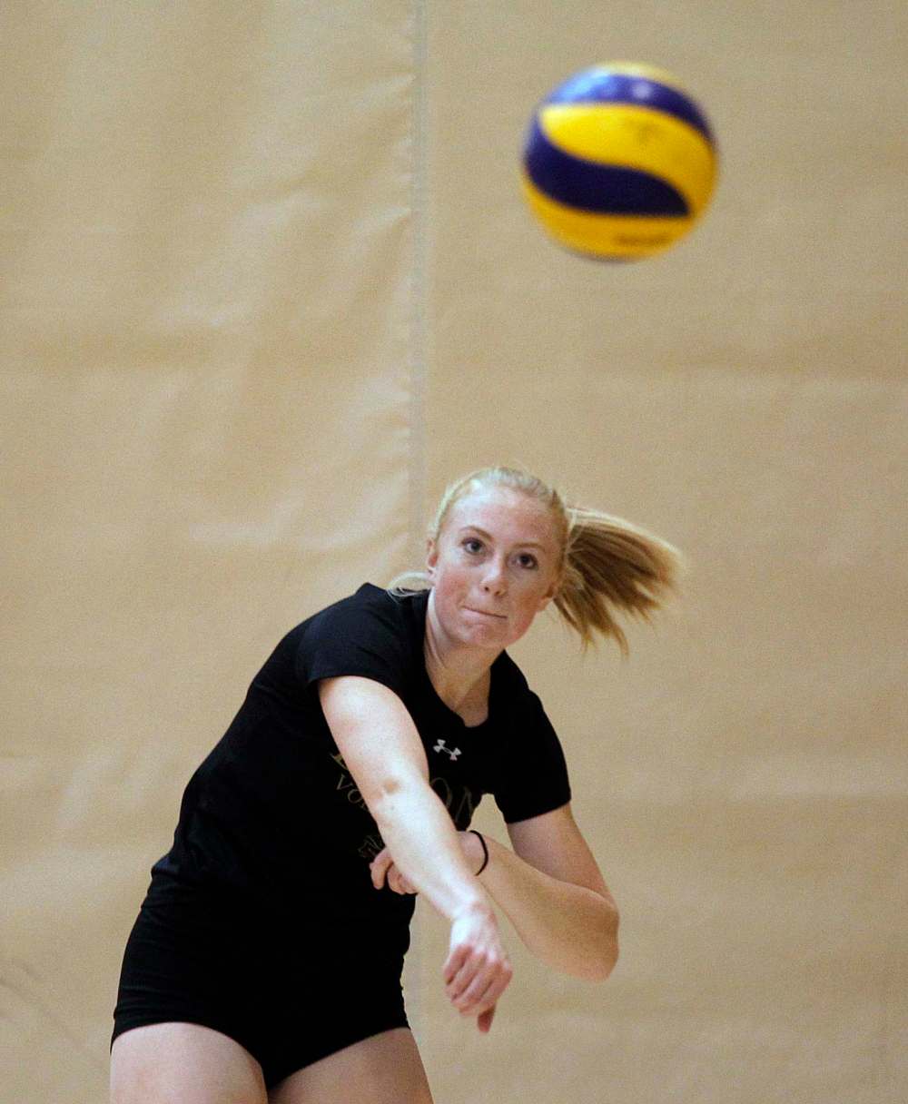 Kelsey Jordan (above) and Sydney Booker are both being considered for the open setter job. (Phil Hossack / Winnipeg Free Press)