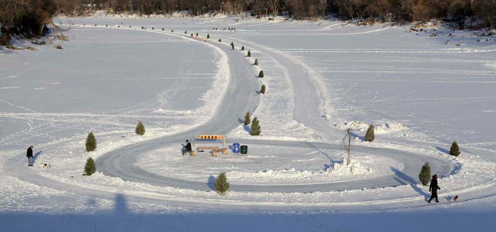 The end of the skating trail on the Red River, seen from the St. Vital Bridge. (Trevor Hagan / Winnipeg Free Press files)