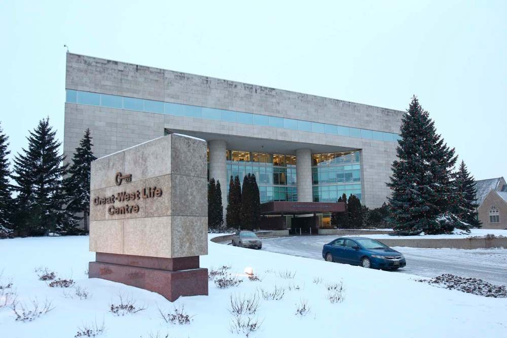 (Mike Deal / Winnipeg Free Press)
Great-West Life employees were told not to come to work Wednesday through an automated message, although some staff didn't get the message in time and were turned away at the door.