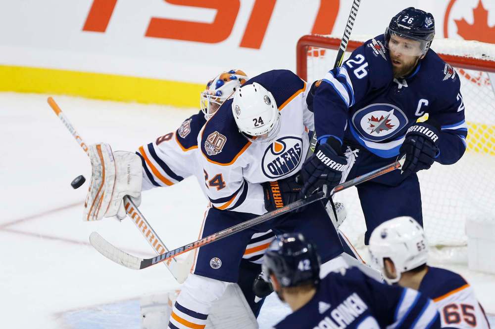 Cheveldayoff doesn't believe it was a gamble to sign 32-year-old Blake Wheeler to a six-year contract extension. (John Woods / Winnipeg Free Press files)
