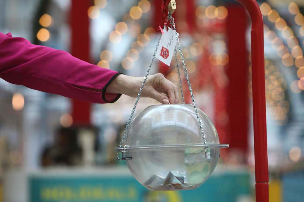 RUTH BONNEVILLE / WINNIPEG FREE PRESS
The Salvation Army is $5.3 million short of its $21-million goal in its national kettle campaign this year.