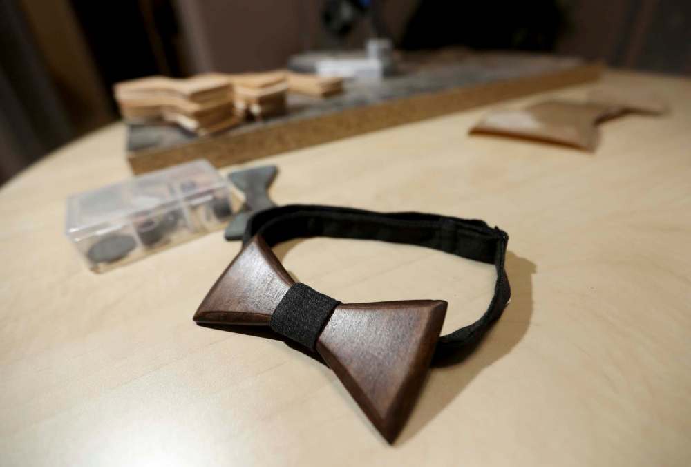 Ryan’s first attempt at tie making was a gift for Eddie on their fifth wedding anniversary, the so-called wood anniversary.