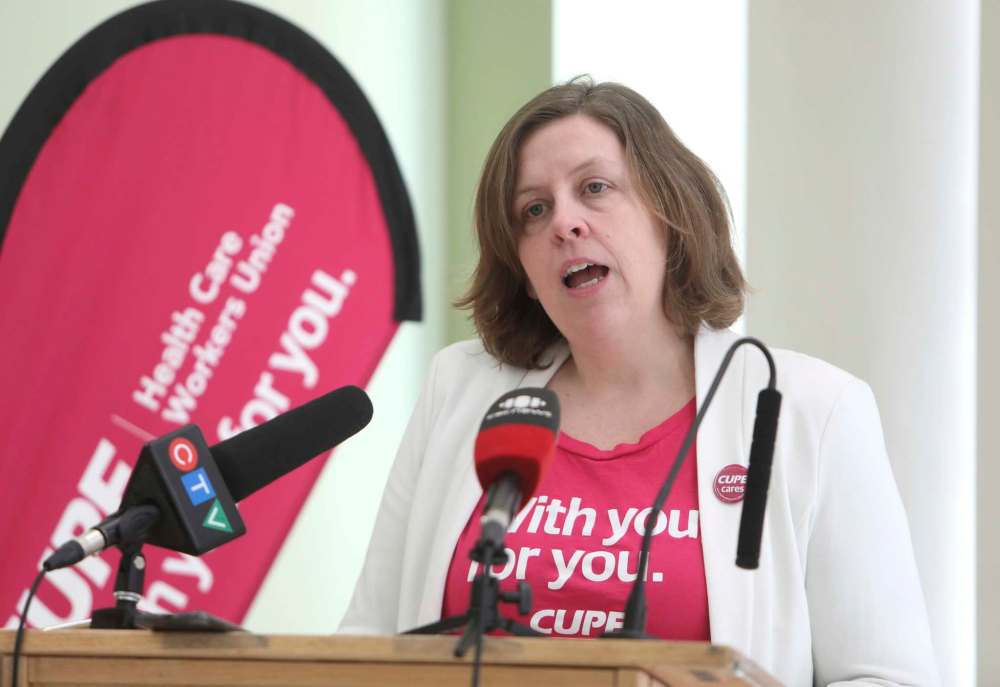 RUTH BONNEVILLE / WINNIPEG FREE PRESS FILES
Canadian Union of Public Employees co-ordinator Liz Carlyle accused the Manitoba Government and General Employees Union of fearmongering over the issue of consolidating bargaining units.