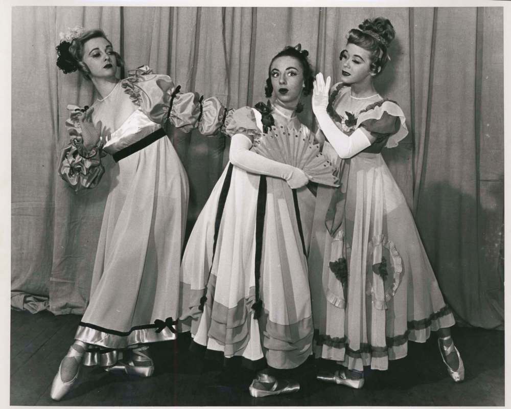 CITY OF WINNIPEG ARCHIVES
In June 1940, the Royal Winnipeg Ballet made its première performance on the Pantages stage. The company danced at the Playhouse until the Manitoba Centennial Concert Hall was constructed in 1967.