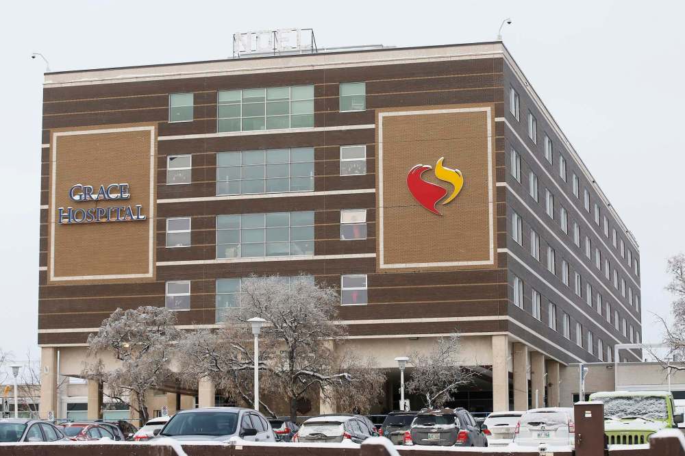 From October 2016 to October 2018, there were 414 violent incidents reported at the Health Sciences Centre and 164 at the Grace Hospital. (John Woods / Winnipeg Free Press)