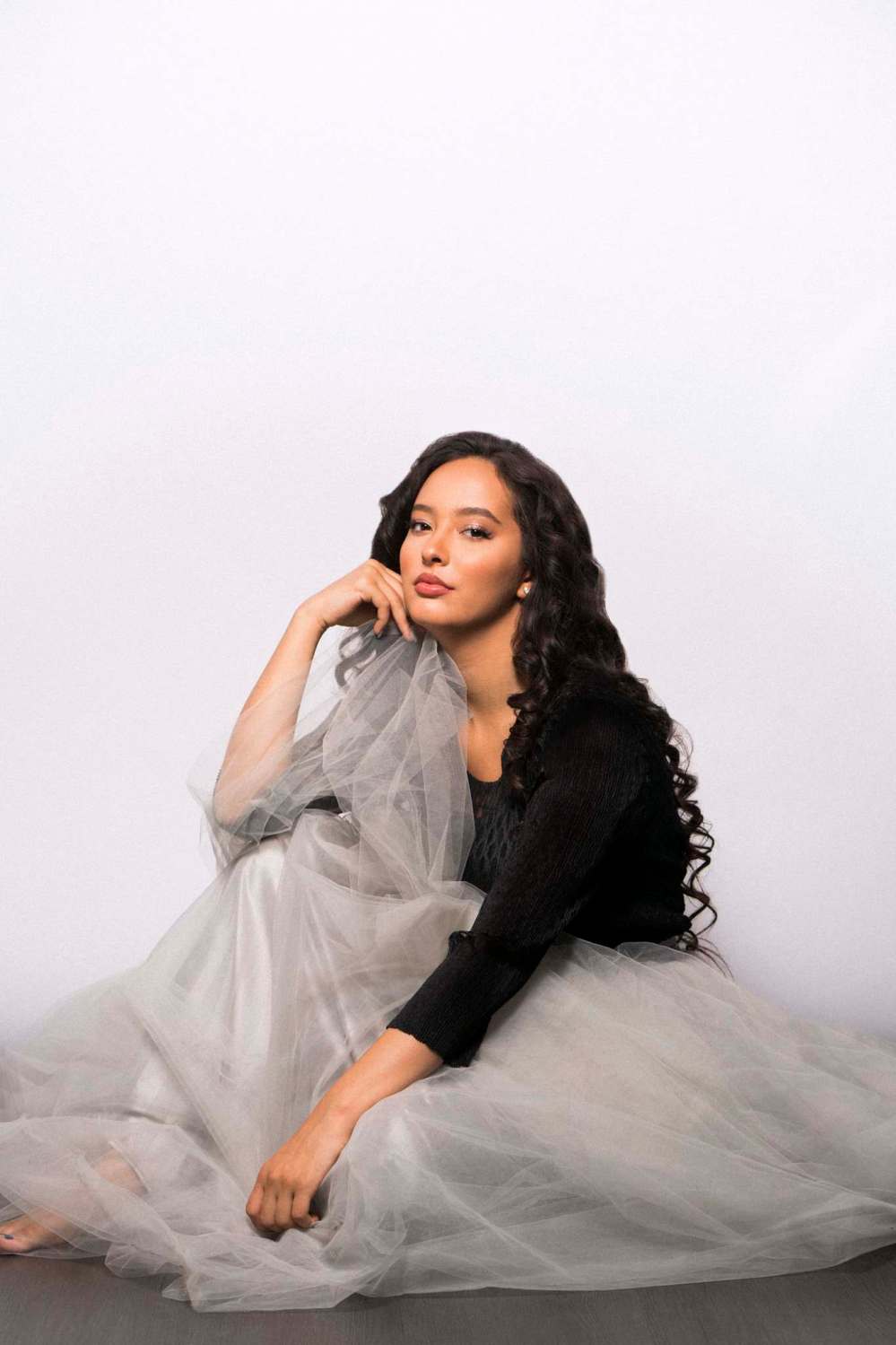 Winnipeg-based singer-songwriter Faouzia Ouihya says selling out a pair of live shows at the West End Cultural Centre is ‘crazy.’ (Justin Hogan photo)