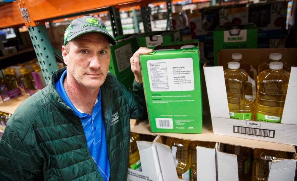 MIKE DEAL / WINNIPEG FREE PRESS
Craig Riese, a canola farmer near Lockport, on feeling the pinch created by China blocking all Canadian canola imports: