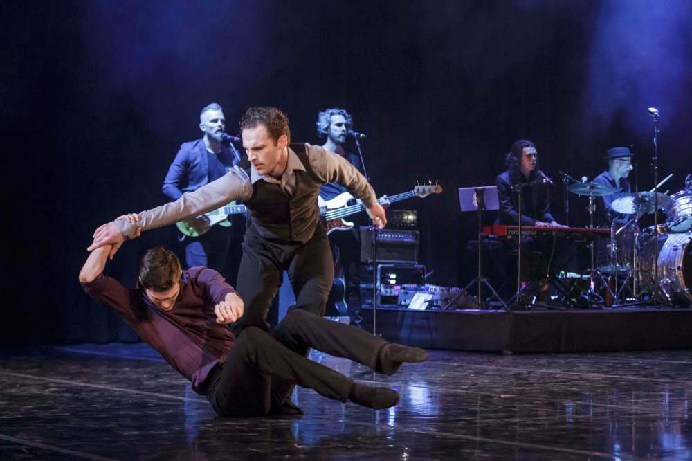 The program featured a trio of contemporary works including two world premières choreographed by RWB School Professional Division alumni, Jera Wolfe and Larouche, who teamed up with the Bros. Landreth for added impact. (Mike Deal /Winnipeg Free Press)