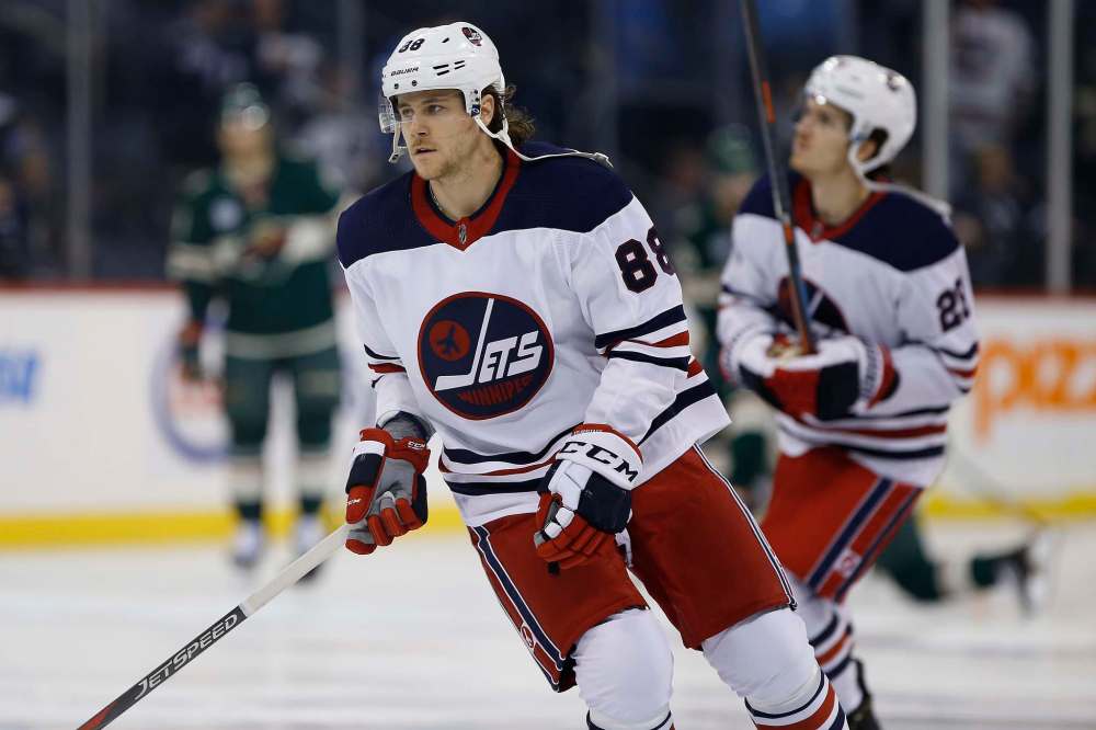 JOHN WOODS / WINNIPEG FREE PRESS FILES
Winnipeg Jets' Nathan Beaulieu will be out of the lineup when the Jets open their first round series against the St. Louis Blues in favour of Josh Morrissey who returns from injury.