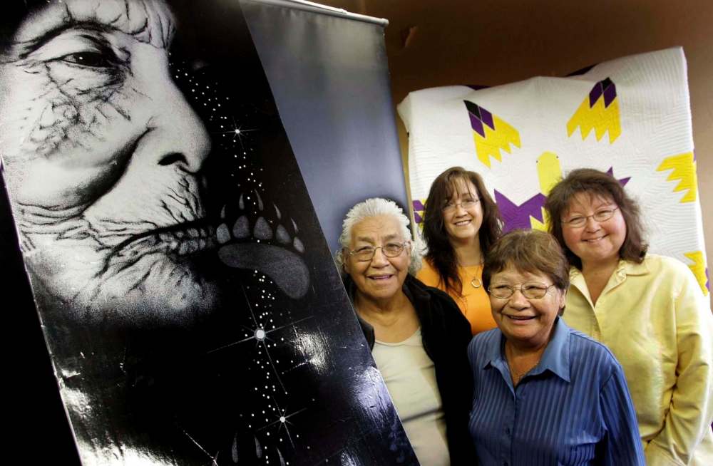 Tina Leveque (far right) was one of the grandmothers honoured in 2006 at the annual Keeping the Fires Burning ceremony. (Wayne Glowacki / Free Press files)