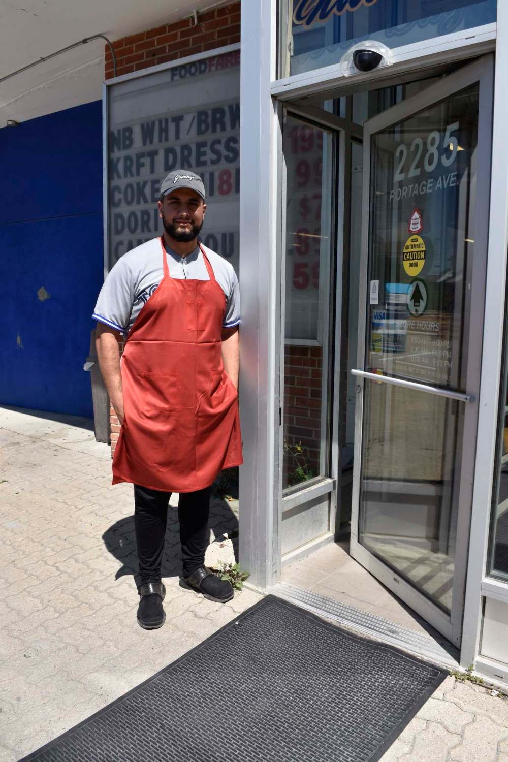 Fouzie Zeid said provincial officials asked for information about the number of employees working at the Silver Heights store. He refused to give it to them. They said the store could be fined. Tessa Vanderhart / Winnipeg Free Press