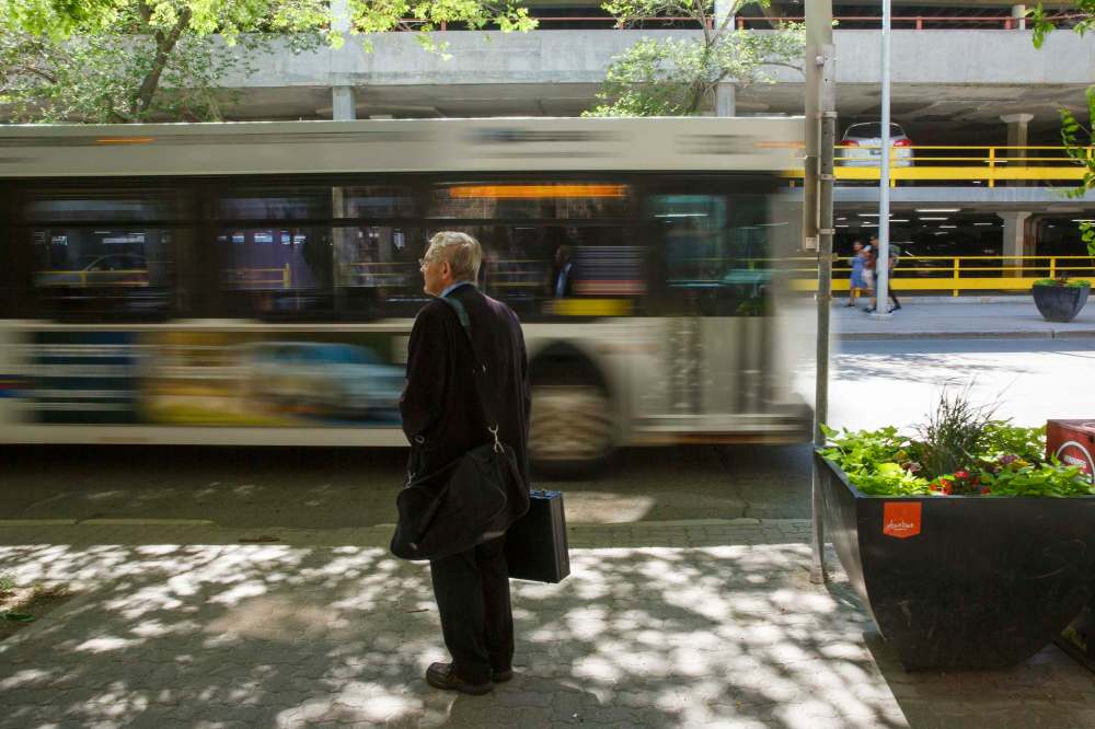 MIKE DEAL / WINNIPEG FREE PRESS
There’s no consensus on why ridership has fallen, but reliability is undoubtedly a factor, says columnist Tom Brodbeck.