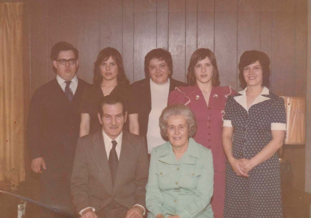 Bob with his family: sisters Sheila (from left), Linda, Kathy and Barbara; parents Len and Cicely.