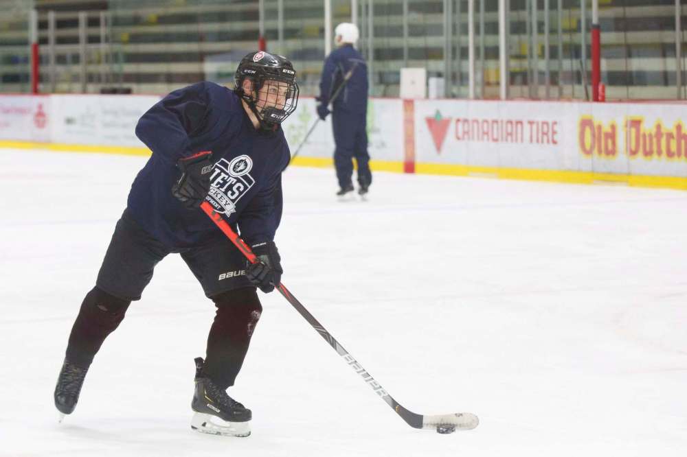 Last season, Guy played for coach Fred Barnes and the city AAA Monarchs, scoring six goals and 15 points in 16 games. (Mike Deal / Winnipeg Free Press)