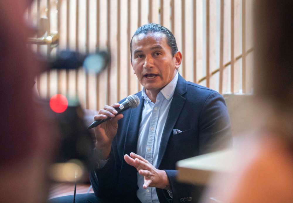 NDP Leader Wab Kinew hosts a roundtable discussion with a group of Winnipeg nurses to announce his platform commitment to the nursing industry at the Forth Cafe on Aug. 13. (Sasha Sefter / Free Press files)