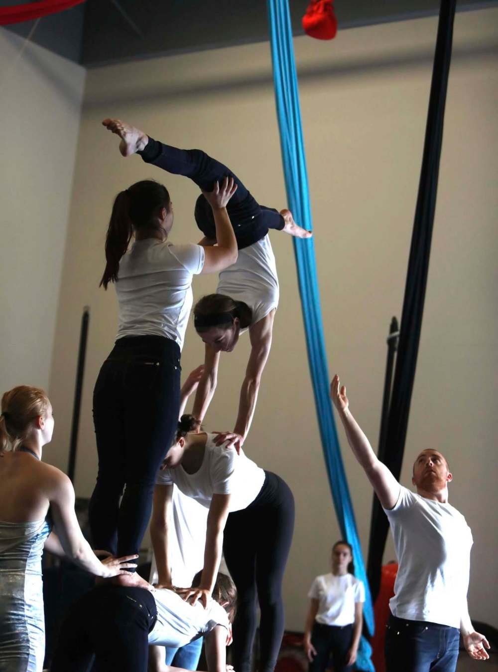 The troupe trains for its upcoming show. (Ruth Bonneville / Winnipeg Free Press)