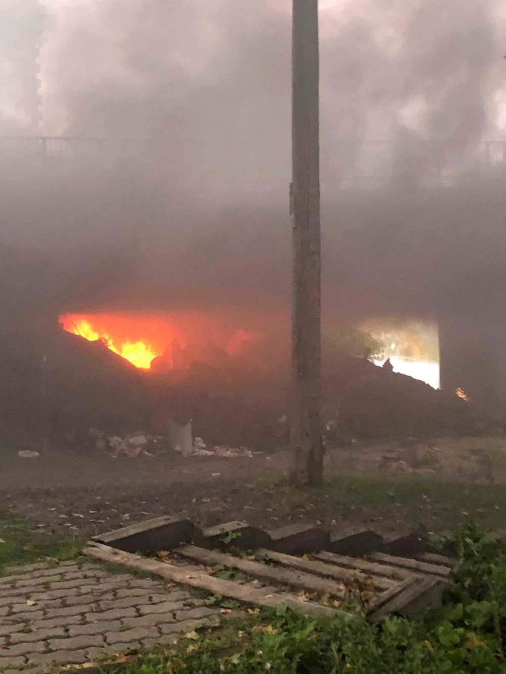 Fire crews were called about 7:43 a.m. and had the blaze under control by 8:09 a.m. (Supplied)