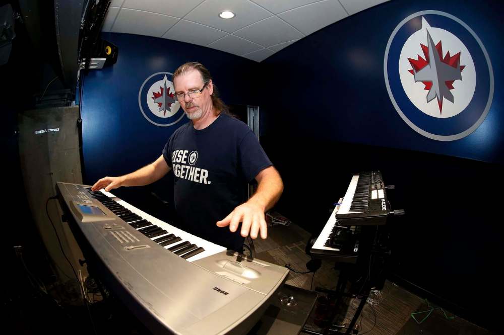 JOHN WOODS / WINNIPEG FREE PRESS
Jets’ organist Chris Eccles is a rocker so hip-hop song requests, even if they come from visiting Edmonton Oilers superstar Connor McDavid, will be rebuffed.