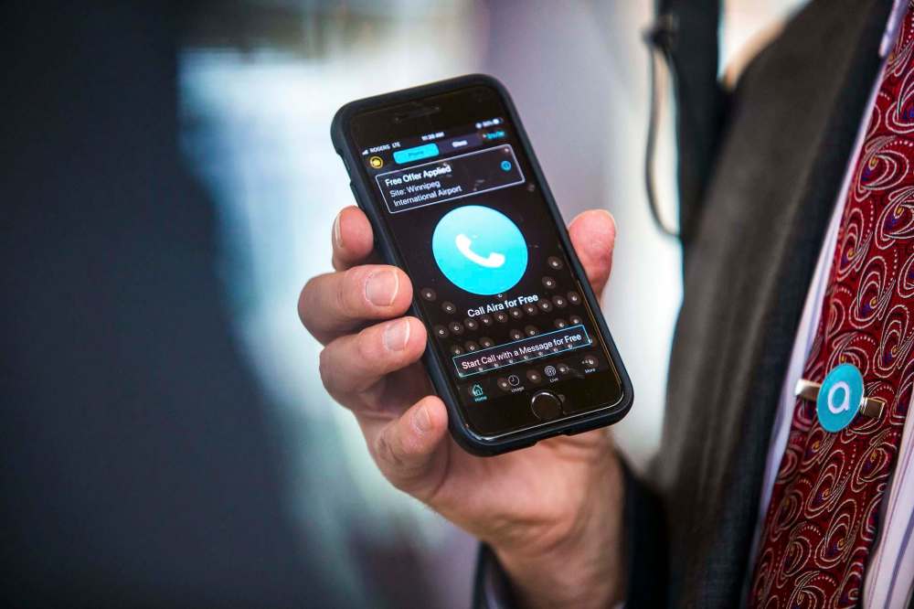 The Aira app connects users to live agents who can guide them through the airport by gaining access to a user’s mobile camera or smart glasses. (Mikeala MacKenzie / Winnipeg Free Press)