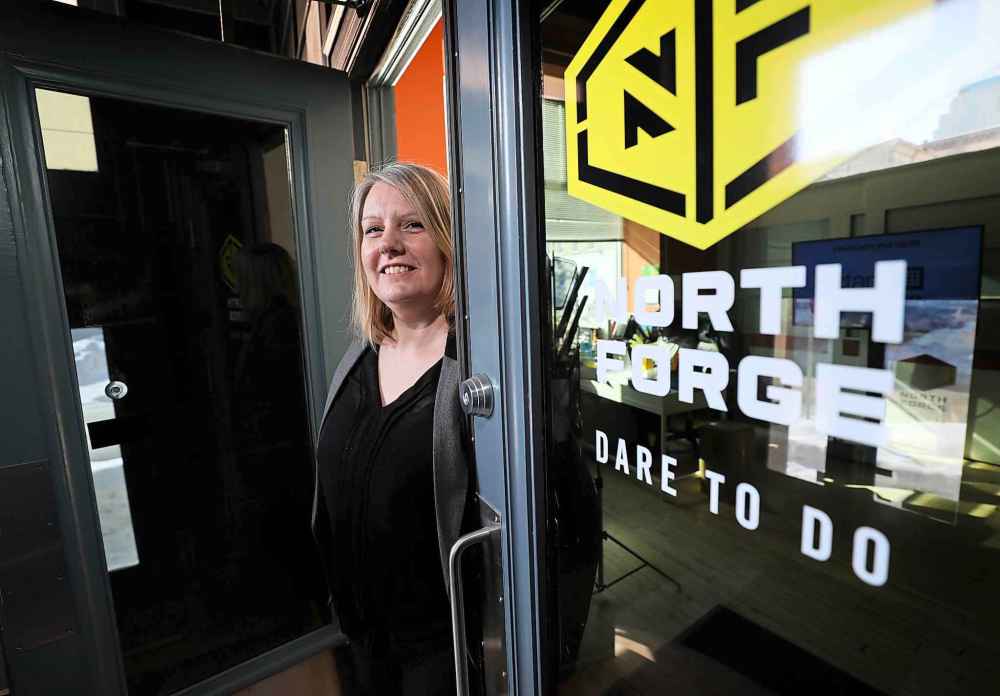 RUTH BONNEVILLE / WINNIPEG FREE PRESS FILES
Teresa Dukes, president of North Forge on McDermot Ave.