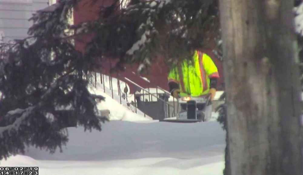 Wednesday, February 6, 2019
Surveillance footage of City of Winnipeg planning, property and development department employees.
- for Ryan Thorpe story / Winnipeg Free Press