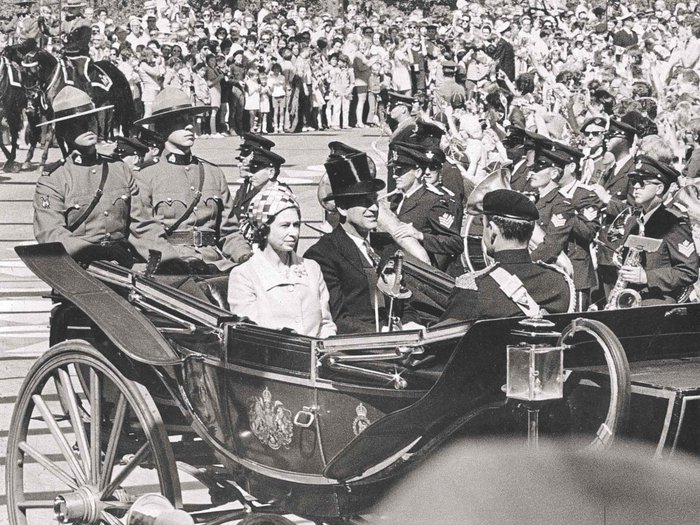 WINNIPEG FREE PRESS FILES
Queen Elizabeth and Prince Philip arrive at the Manitoba Legislature in July 1970.