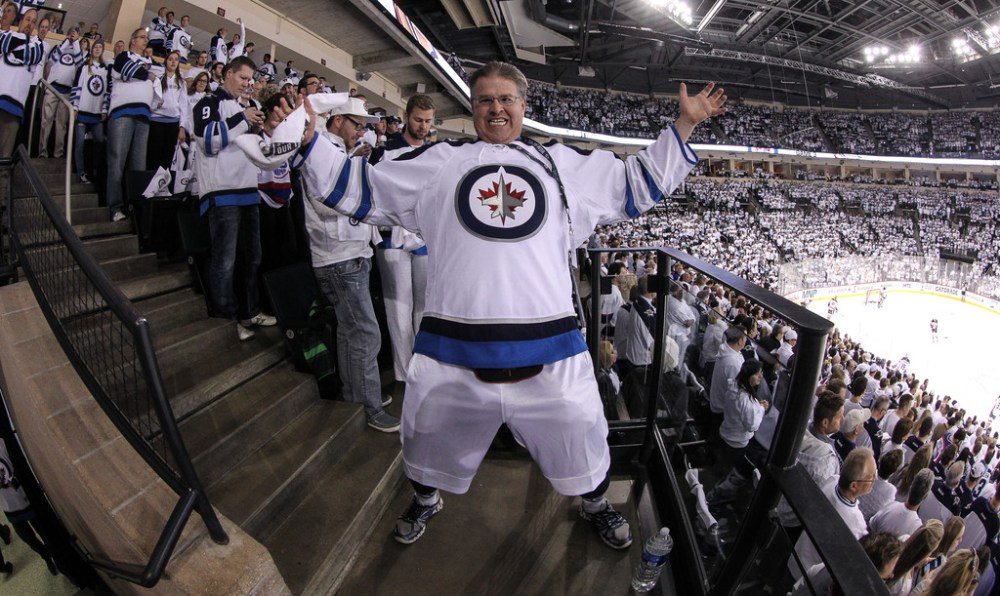 MIKE DEAL / WINNIPEG FREE PRESS
Dancing Gabe is a fixture in the aisles at Winnipeg Jets games. (Mike Deal / Winnipeg Free Press files)
