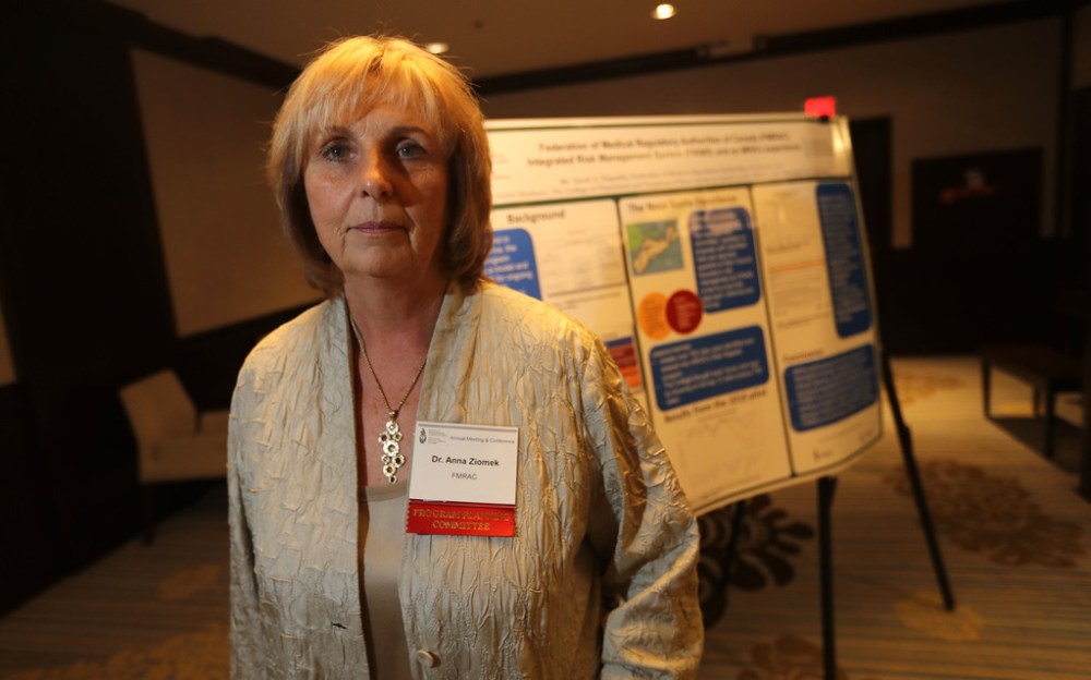 College of Physicians & Surgeons of Manitoba registrar Dr. Anna Ziomek said the unprecedented threat posed by COVID-19 prompted her to issue the bulletin so physicians can remain healthy to continue to provide medical care for patients. (Trevor Hagan / Winnipeg Free Press files)