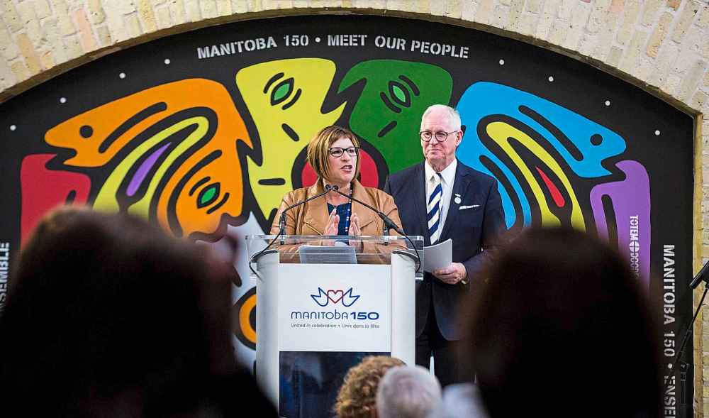 MIKE DEAL / WINNIPEG FREE PRESS FILES
Manitoba 150 co-chairs Stuart Murray (right) and Monique LaCoste in fall 2019.