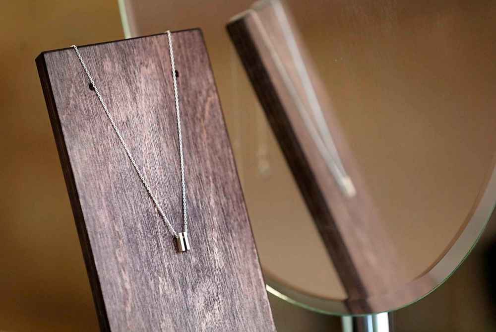 RUTH BONNEVILLE  /  WINNIPEG FREE PRESS 
The “pause-itivity” necklace features a sterling silver