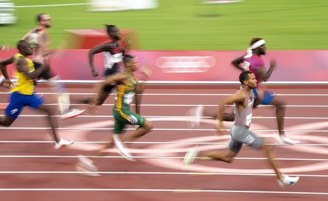 Canada’s Andre De Grasse races down the track on his way to winning his 200m semifinal heat at the Tokyo Olympics in Tokyo, Japan on Tuesday, August 3, 2021. THE CANADIAN PRESS/ Frank Gunn