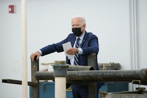 President Joe Biding tours Plumbers & Gasfitters Local 5 Training Facility in Lanham, Md., Wednesday, Aug 4, 2021. (AP Photo/Susan Walsh)