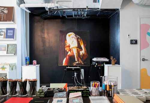 Seduta Art sells hard-to-find and high quality items, including watercolour supplies, pens, paints, art kits, drawing pads and vegan products. (Jessica Lee / Winnipeg Free Press)