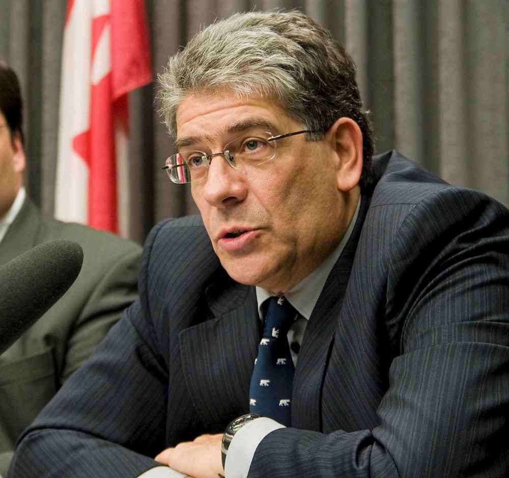DAVID LIPNOWSKI / WINNIPEG FREE PRESS FILES
Dr. Joel Kettner, pictured in 2009, oversaw Manitoba’s response to both the H1N1 and SARS outbreaks as the Chief provincial public health officer from 1999 to 2012.