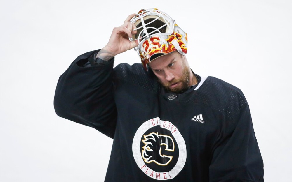 Jacob Markstrom signed a six-year deal with Calgary. (Jeff McIntosh / The Canadian Press files)