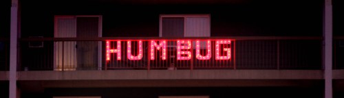 It's not really Christmas for some Winnipeggers until they see the sign on the balcony while driving on Route 90, just north of the Portage Avenue overpass, near the southwest corner of Ness Avenue and Century Street, (Phil Hossack / Free Press files)