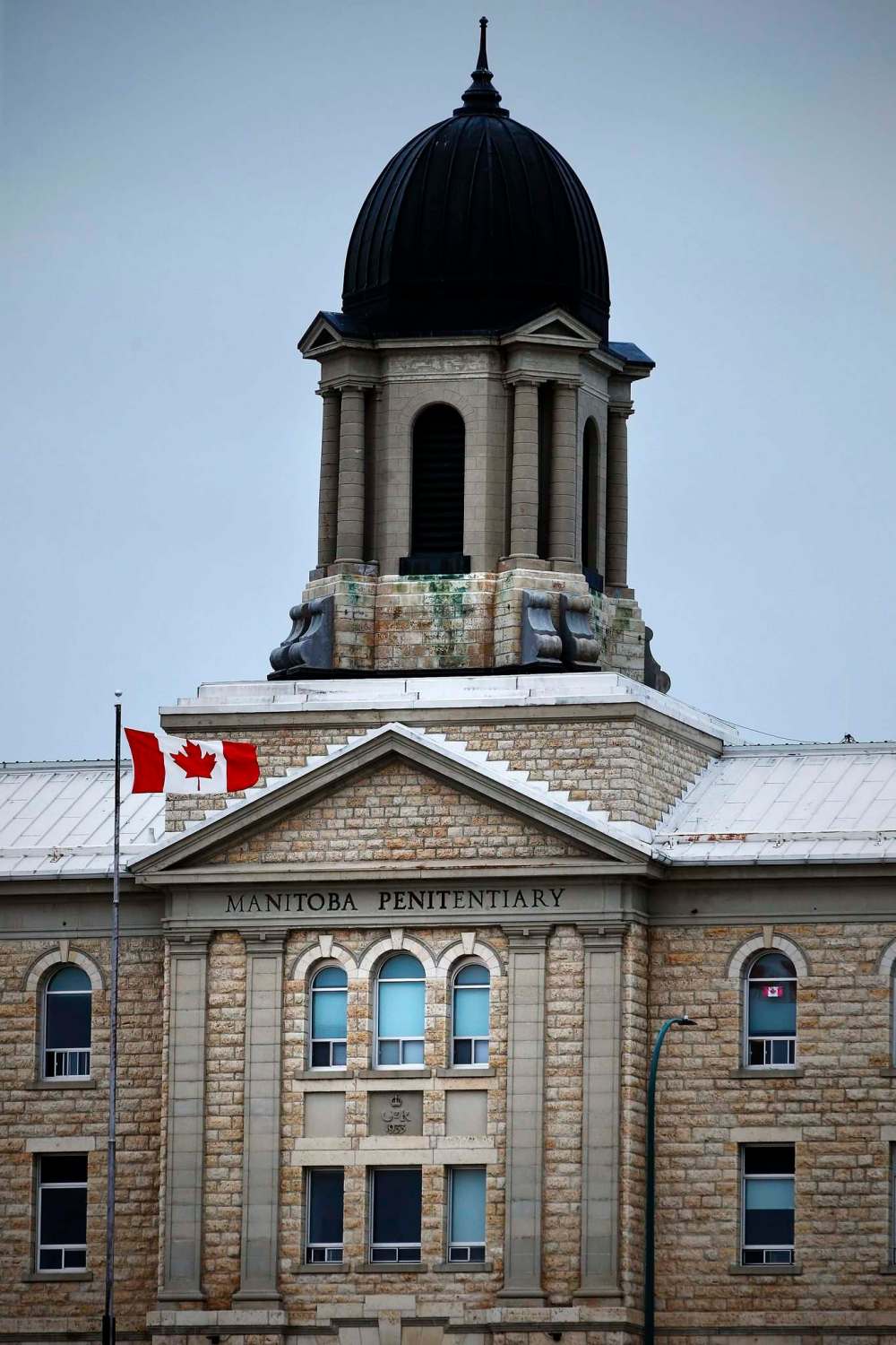 Seven people killed themselves by hanging since January 2019 at Stony Mountain Institution. (John Woods / Winnipeg Free Press files)