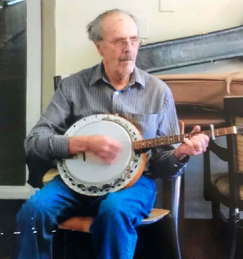 Elmer Farmer and his banjo