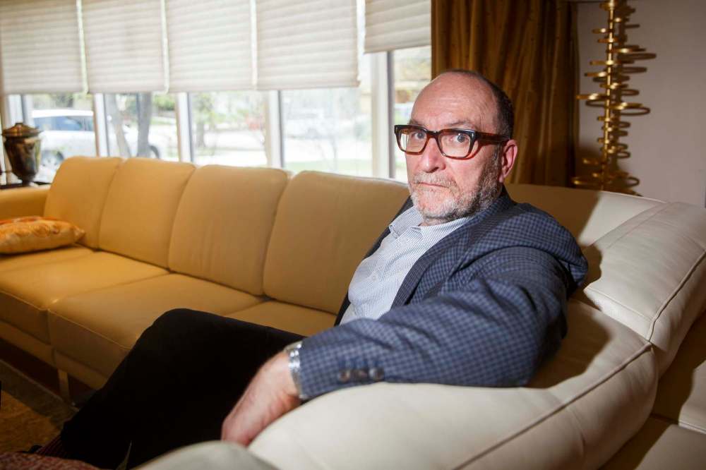 MIKE DEAL / WINNIPEG FREE PRESS FILES
ICU anesthesiologist Dr. Eric Jacobsohn says six people have died waiting for cardiac surgery during the third wave of the COVID-19 pandemic.