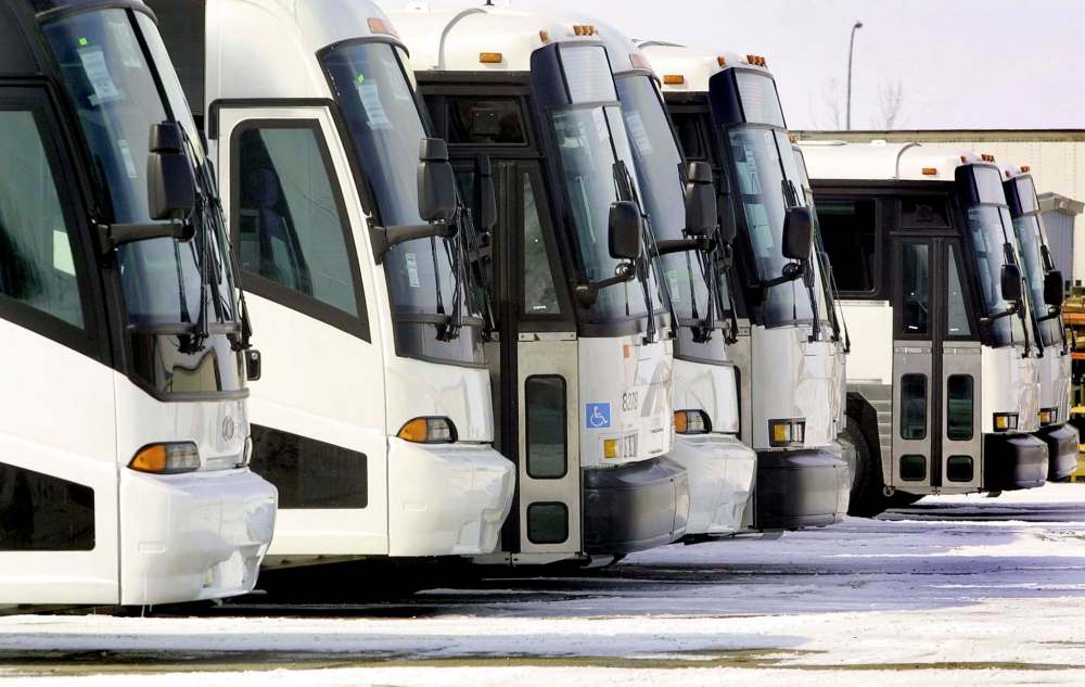 PHIL HOSSACK / WINNIPEG FREE PRESS FILES
Nearly 100 workers at the Motor Coach Industries factory have been sent home in the past three weeks.