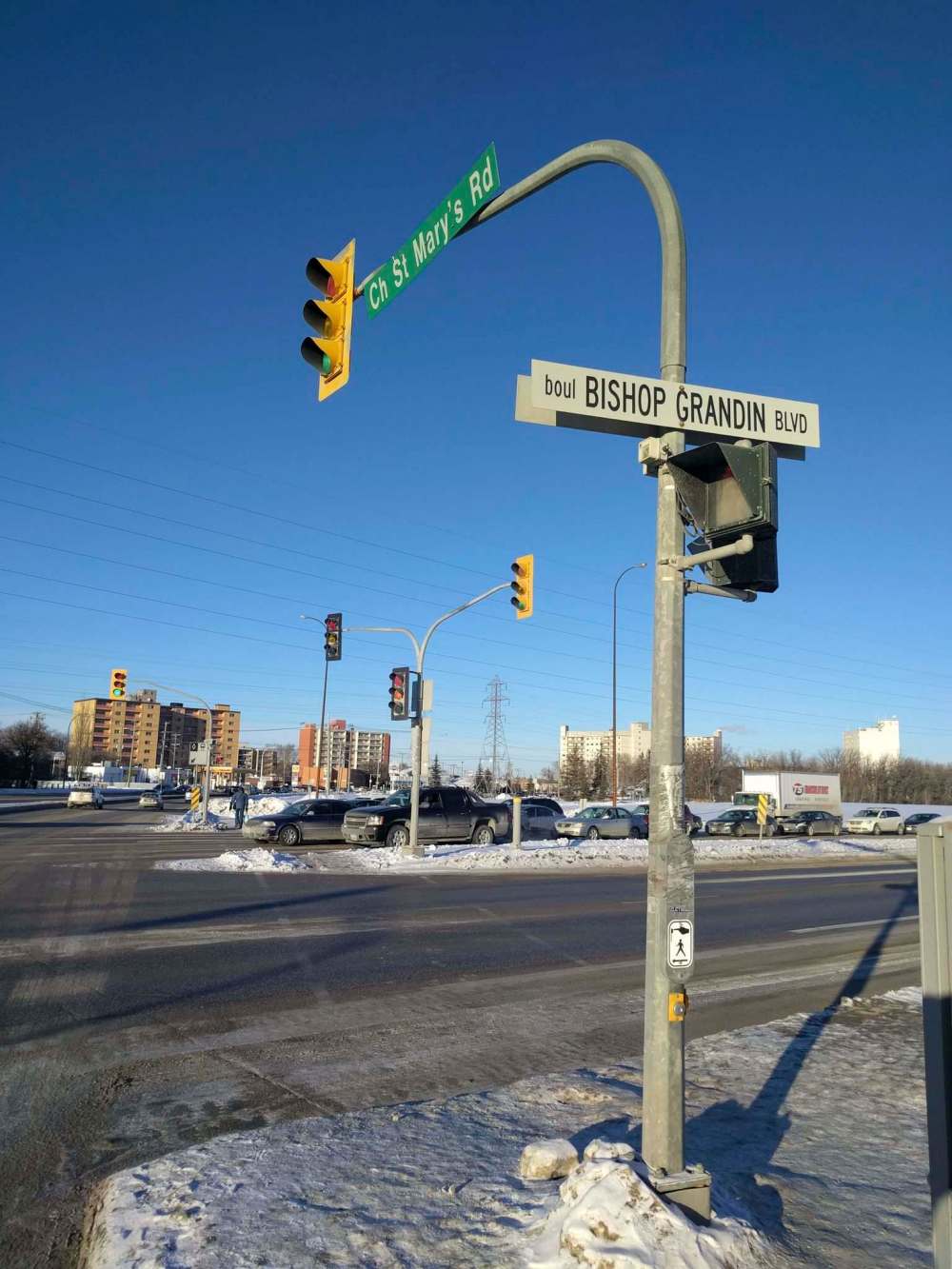 Many are calling for a name change for Bishop Grandin Boulevard. (David Lipnowski / Winnipeg Free Press files)