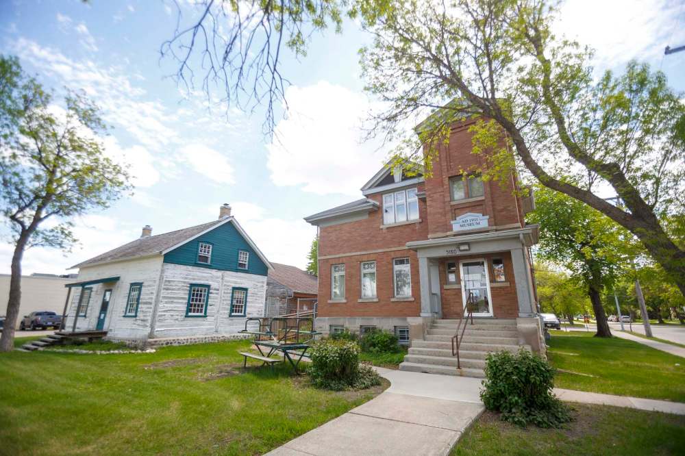 The Historical Museum of St. James-Assiniboia at 3180 Portage Ave. (Mike Deal / Winnipeg Free Press)