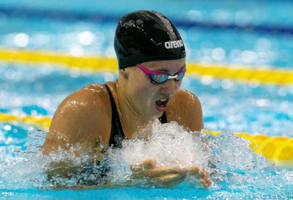 Frank Gunn / The Canadian Press
Winnipeg’s Kelsey Wog swims on her way to winning the women’s 100m breaststroke at the 2020 Olympic Swimming Trials in Toronto, Sunday.