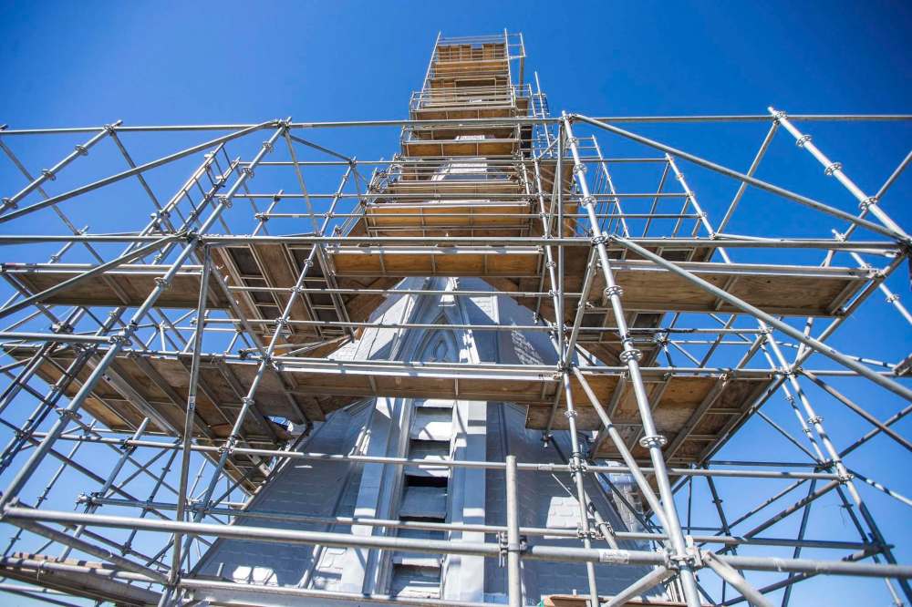 MIKAELA MACKENZIE / WINNIPEG FREE PRESS
The newly painted Augustine Church steeple.