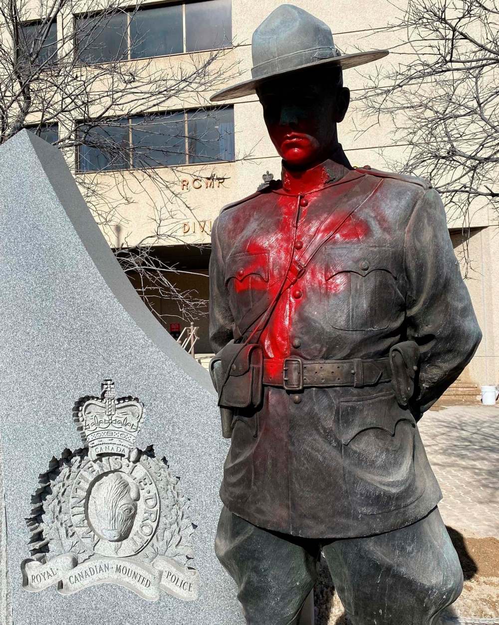 Steve Lambert / Canadian Press files
A red symbol was spray painted on the memorial statue for fallen officers at the RCMP headquarters on Portage Avenue.