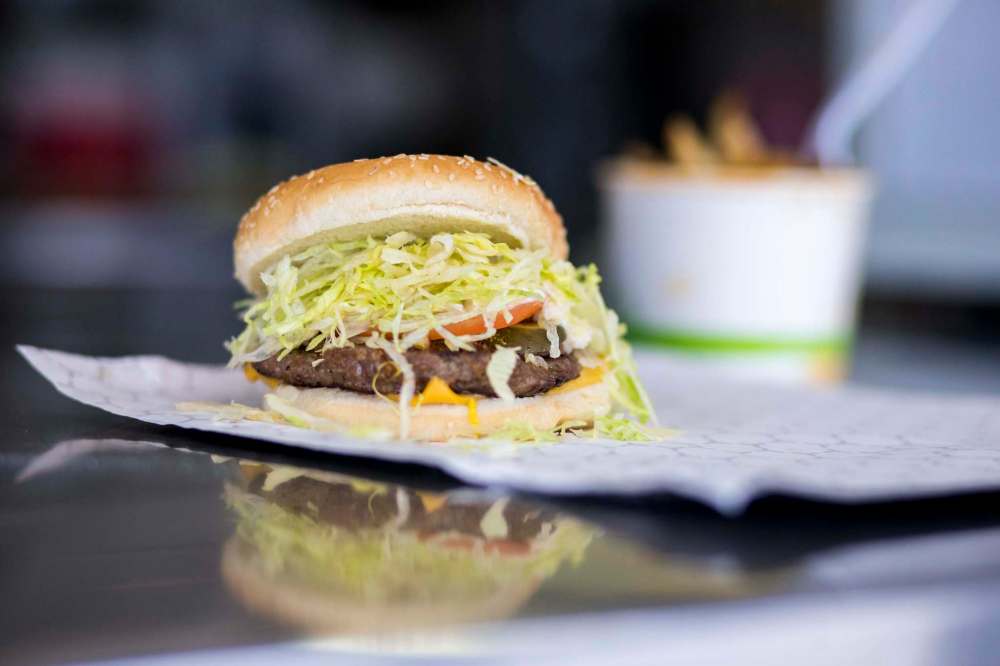 The Dairi-Wip Drive-In has been serving up some of Winnipeg’s best burgers and fries for more than 60 years. (Mikaela MacKenzie / Winnipeg Free Press)