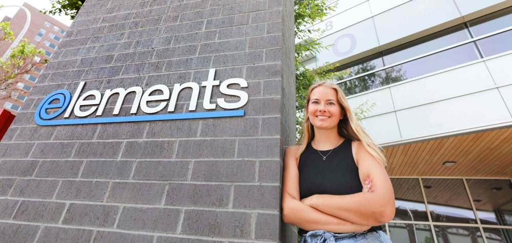 Goltz spent much of her time at U of W researching methods to stop toxic algae blooms, which will only become more prevalent as the planet warms. (Ruth Bonneville / Winnipeg Free Press)