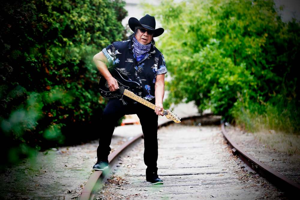 JOHN WOODS / WINNIPEG FREE PRESS
Billy Joe Green plays Saturday, Aug. 22, at Chief Grizzly Bear’s Garden, 561 Sherbrook St.